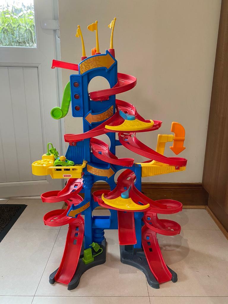 fisher price tall race track